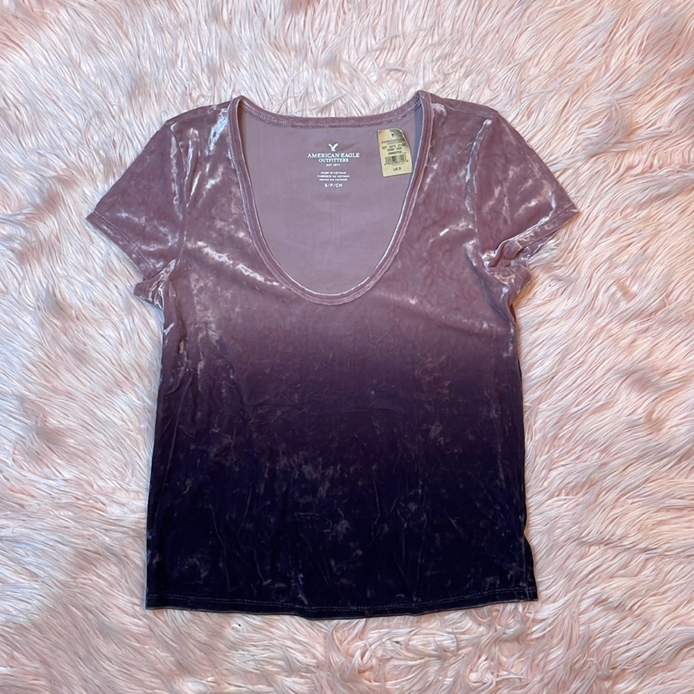 NWT American eagle velvet ombre short‎ sleeve shirt Size Small